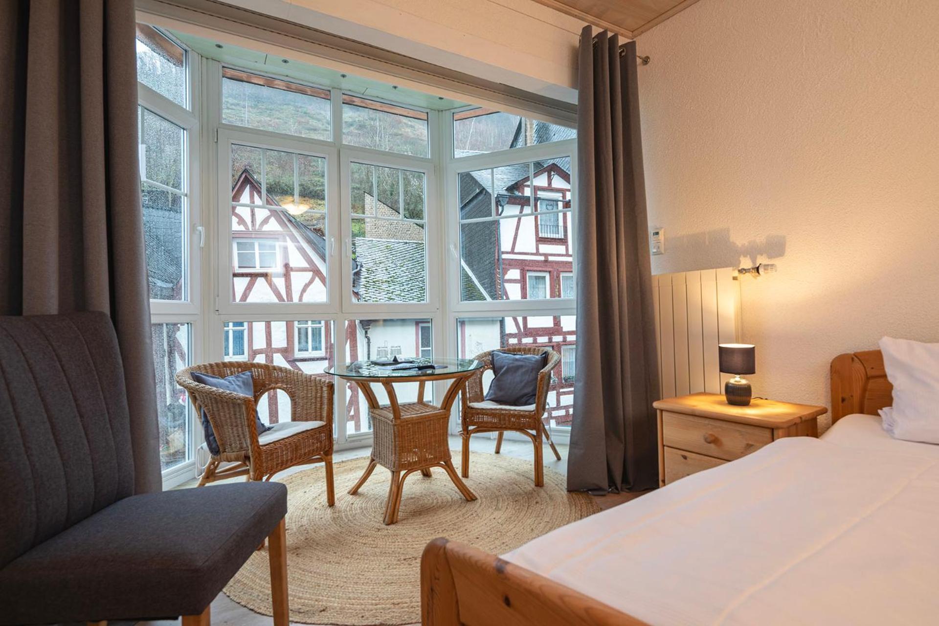 Ursula Garni Hotel *