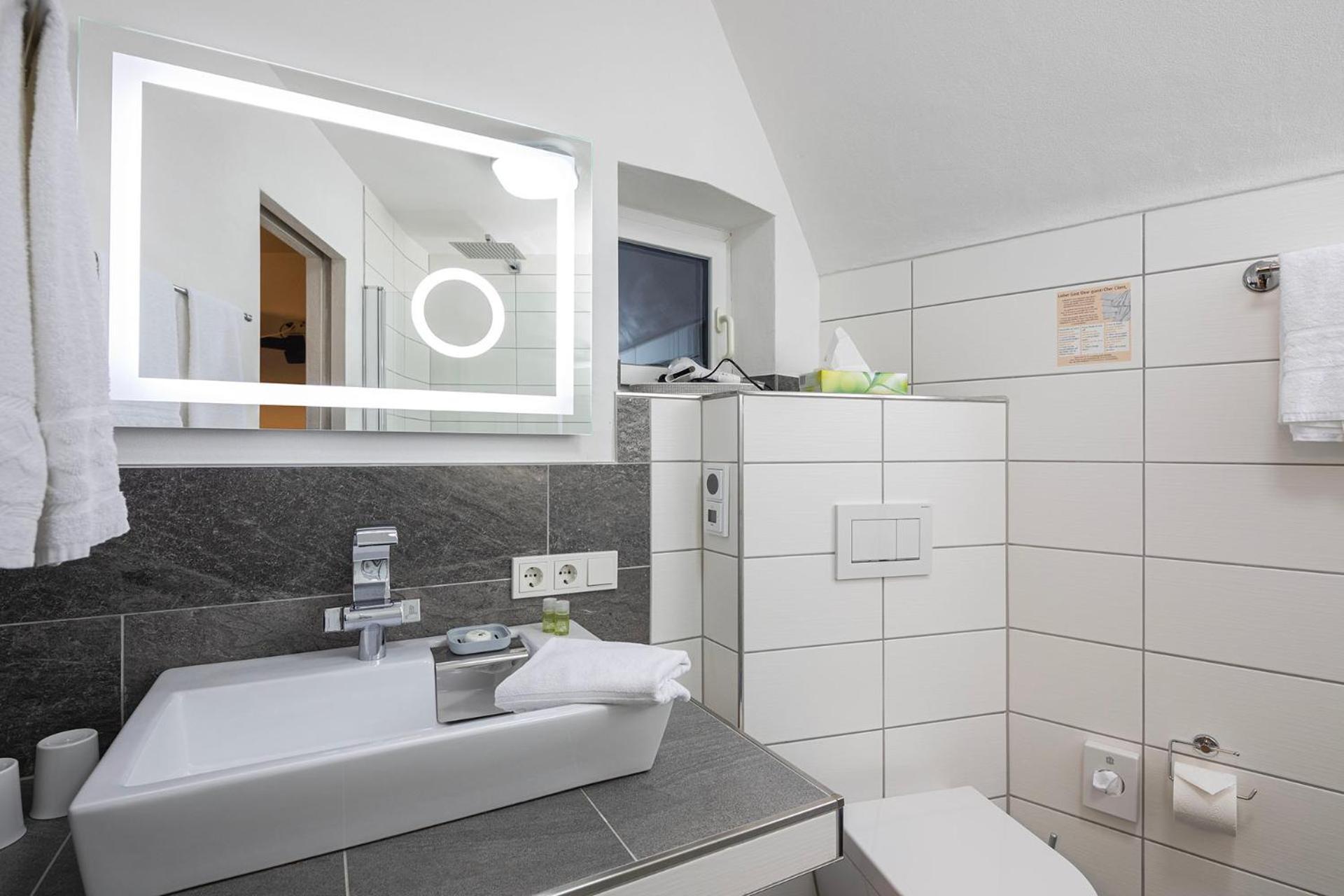 Ursula Garni Hotel *